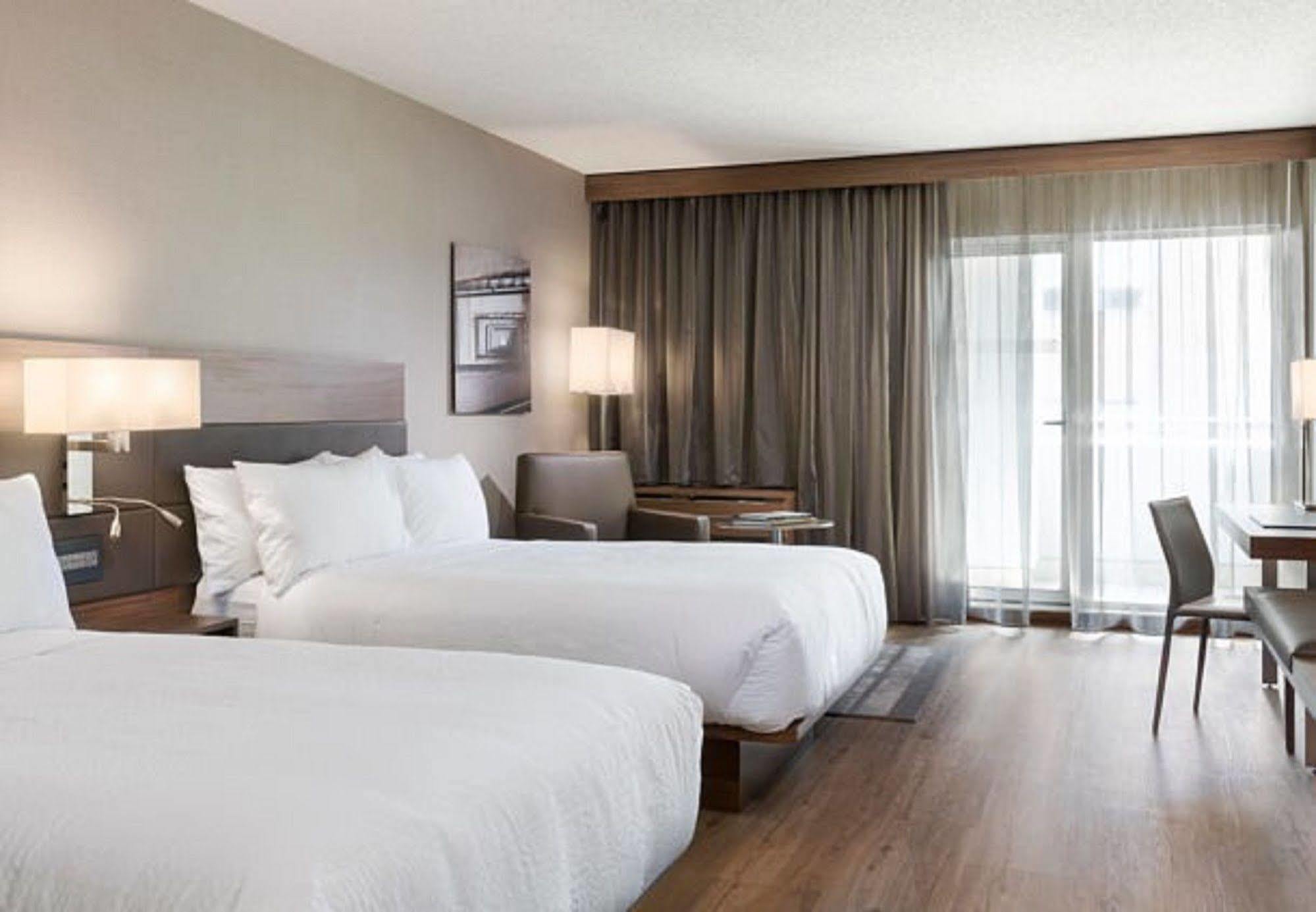 Ac Hotel By Marriott Chapel Hill Downtown Esterno foto